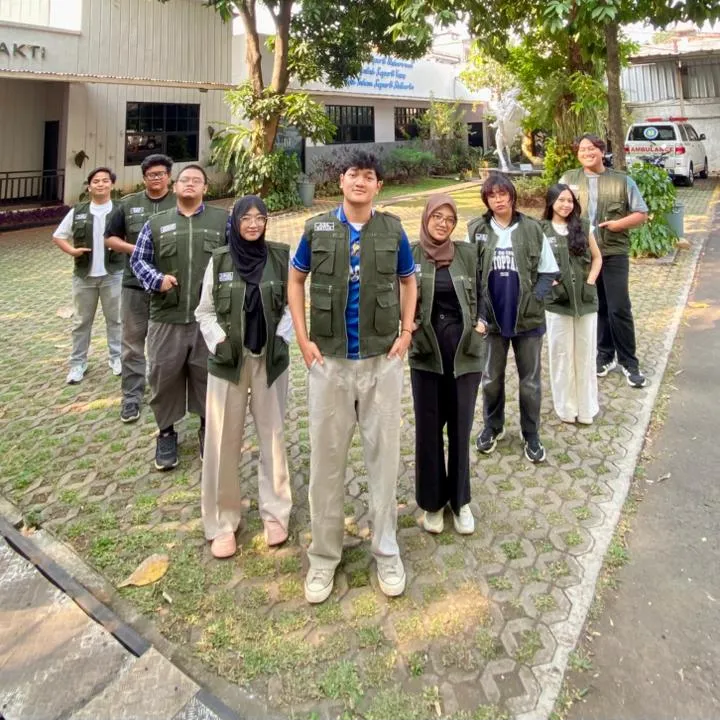 Foto bersama Kelompok T3 di Desa Pancalang