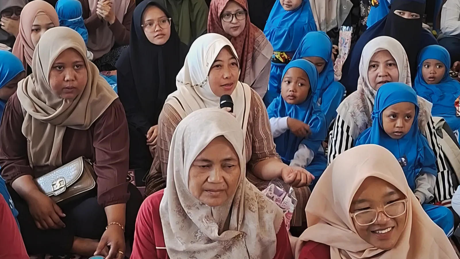Sesi tanya jawab terkait edukasi gizi ceria
